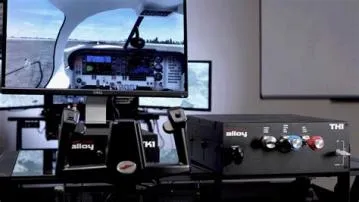 What are the three types of flight simulator?
