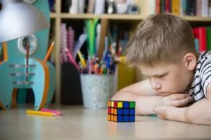 What are the disadvantages of playing rubiks cube?