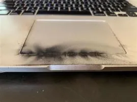 Does cold damage laptop battery?