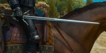 What is the best level 100 silver sword in witcher 3?