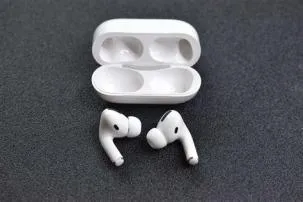Can you use airpods on a plane uk?