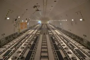 Can a cargo plane fly empty?