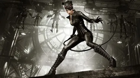 Is catwoman in arkham origins game