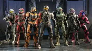 How many players can you have in a halo game?