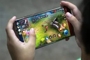 Can i play pc game in mobile?
