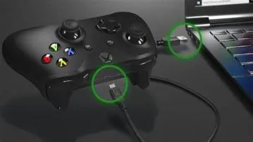 How many controllers can plug into xbox s?