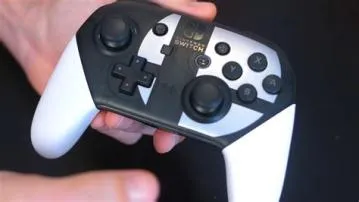 Do smash players use pro controllers?