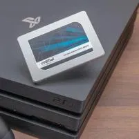 Does ssd make ps4 faster?