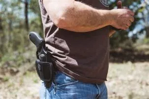 Is it legal to carry a handgun in your pocket in texas?