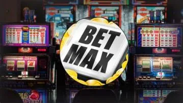 Should you always play max bet on slots?