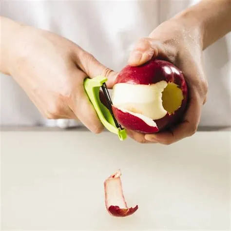 Should i peel my apple