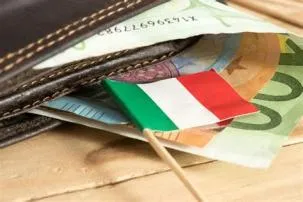 Do citizens pay taxes in italy?