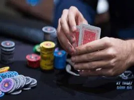 What is no-limit vs fixed-limit poker?