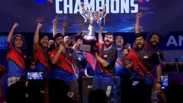 How many people play esports in india?