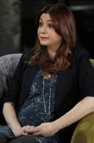 Does lily ever get pregnant?