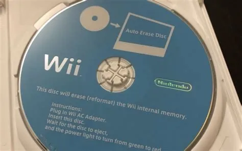 Can you clean wii disc with water