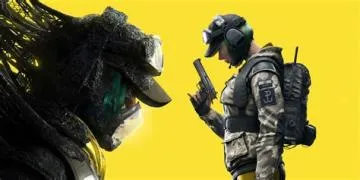 Does rainbow six extraction include siege?