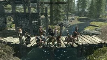 How many people can play skyrim together reborn?