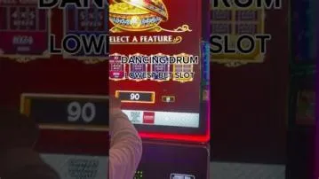 What is the lowest bet in vegas?