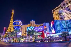 Which city in the usa famous for its night life and casinos is known as sin city?