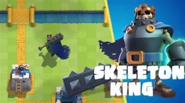 What does skeleton king do in clash?
