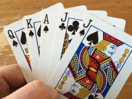 What if everyone passes in euchre?