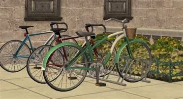 Are there bikes in sims 4?