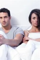 Do guys lose interest if you sleep with them too soon?