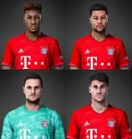 Does pes 17 have bayern?