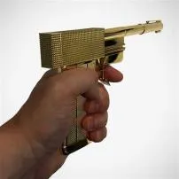 What gun is 007 golden gun?