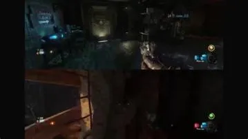 Does black ops 3 zombie chronicles have split-screen?