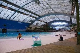 Where is asias biggest swimming pool?