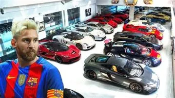How many cars messi have?