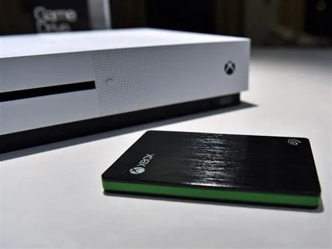 How to install ssd on xbox one