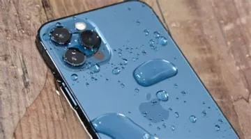 Is iphone 13 water resistant?