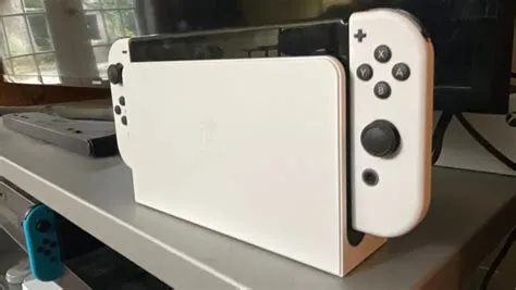 Does oled switch have better docked performance