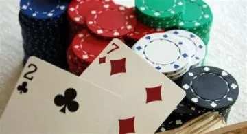 Why is 72o the worst hand in poker?