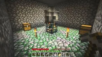 Can mobs break chests?