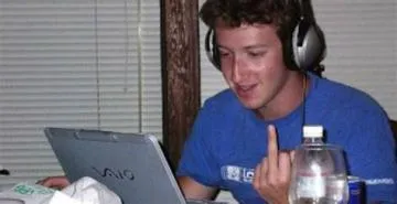 What laptop does mark zuckerberg use?