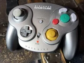Can you use 8 gamecube controllers switch?