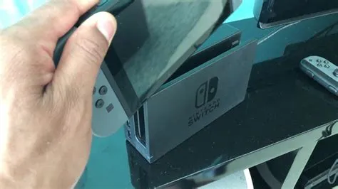 Does switch perform better when docked